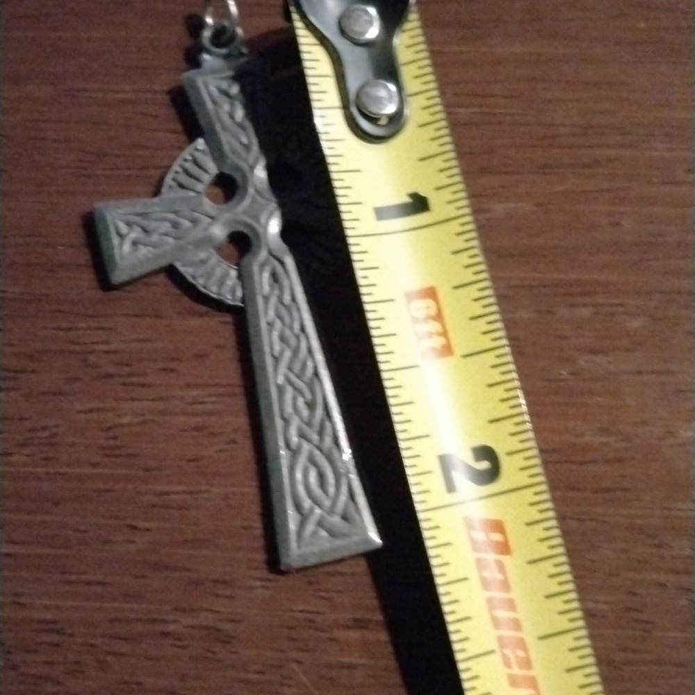 Vintage Celtic Cross Pendant Knotwork - Picture 3 of 5